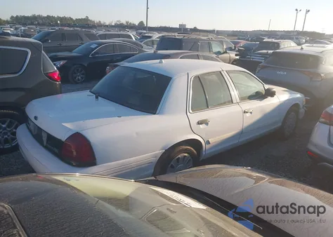 2009 Ford Crown Victoria Police/Police Interceptor z USA, uszkodzony, nr VIN 2FAHP71V39X149167